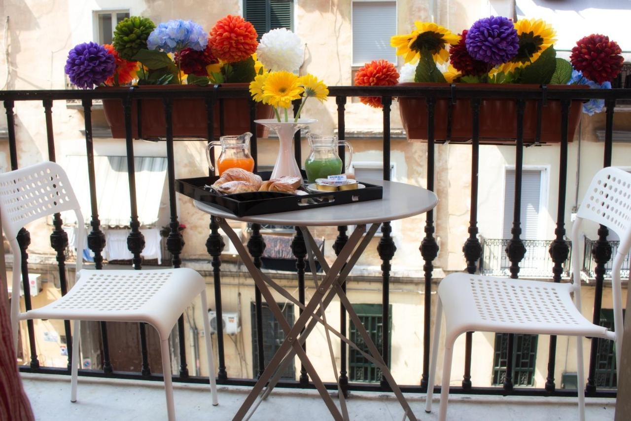 ナポリ I Benvenuti Al Sud Bed & Breakfast エクステリア 写真